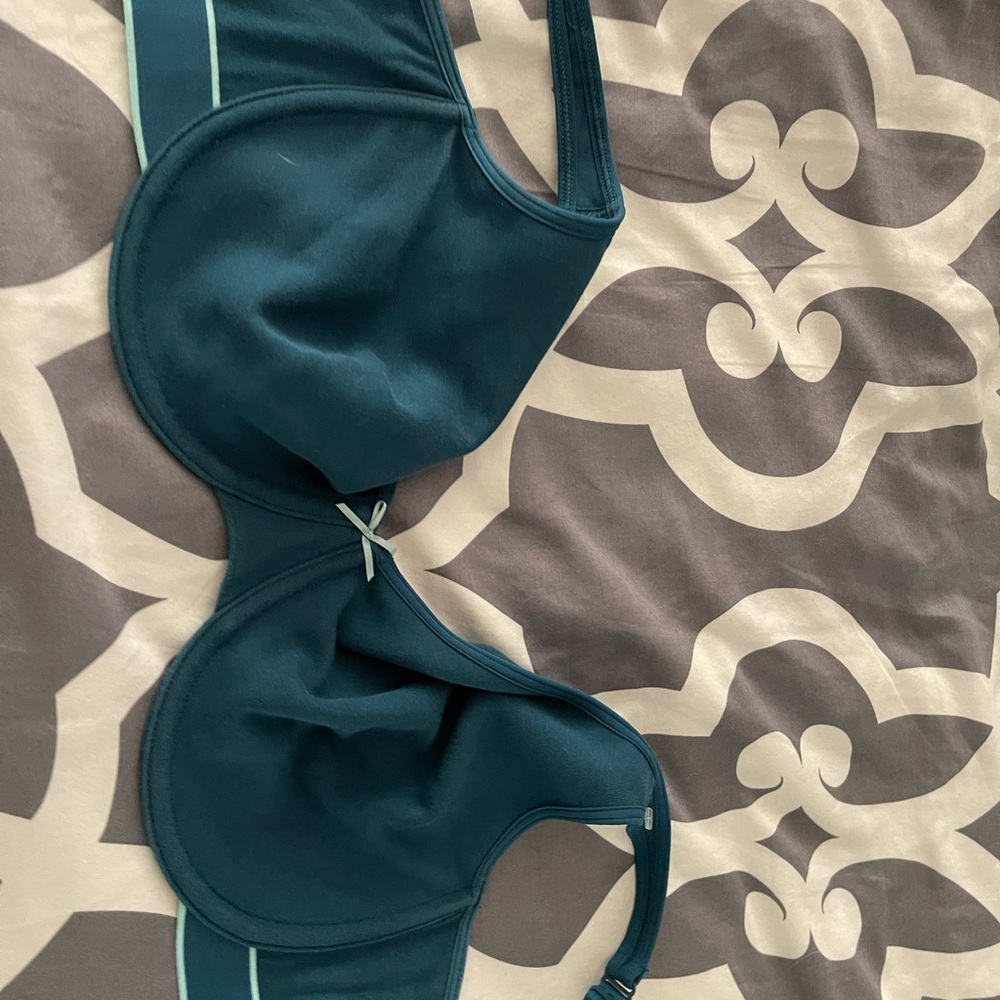 Teal cacique underwire bra 44b